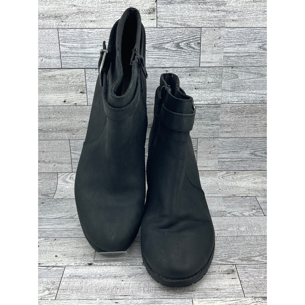 Clarks Black Leather Heeled Ankle Boots‎ Buckle Detail Womens Size 8.5M